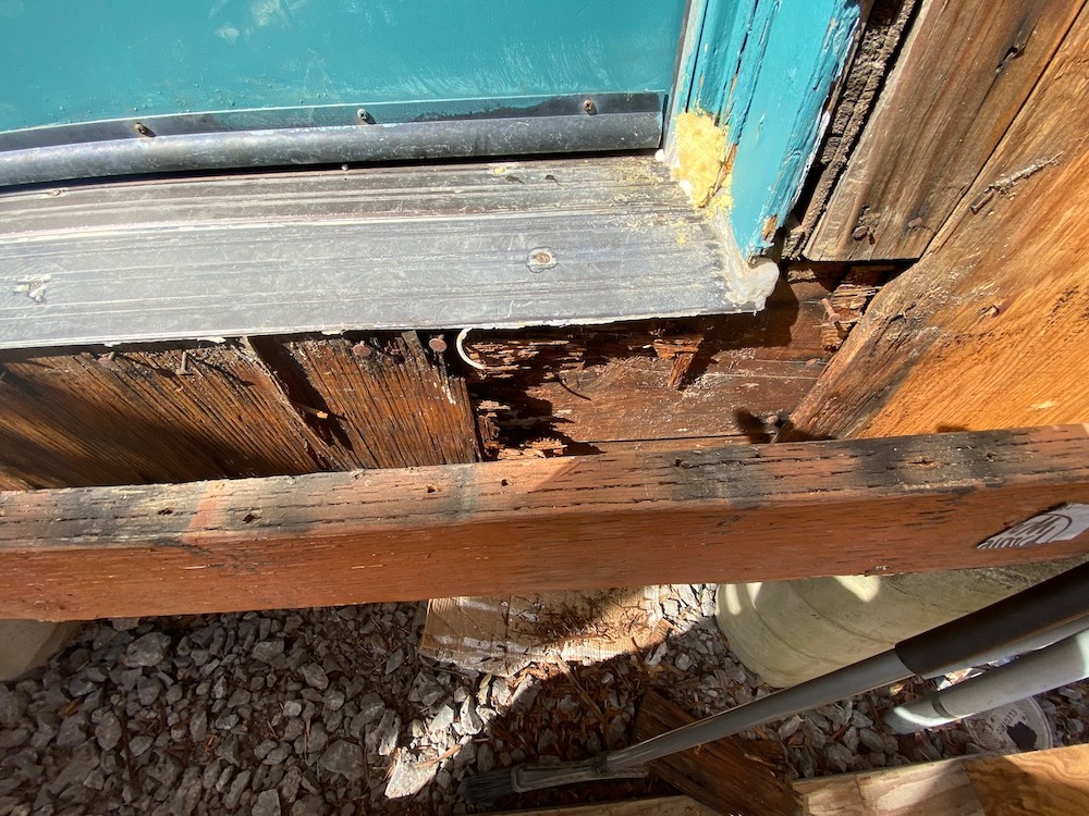 Observing room door siding rot